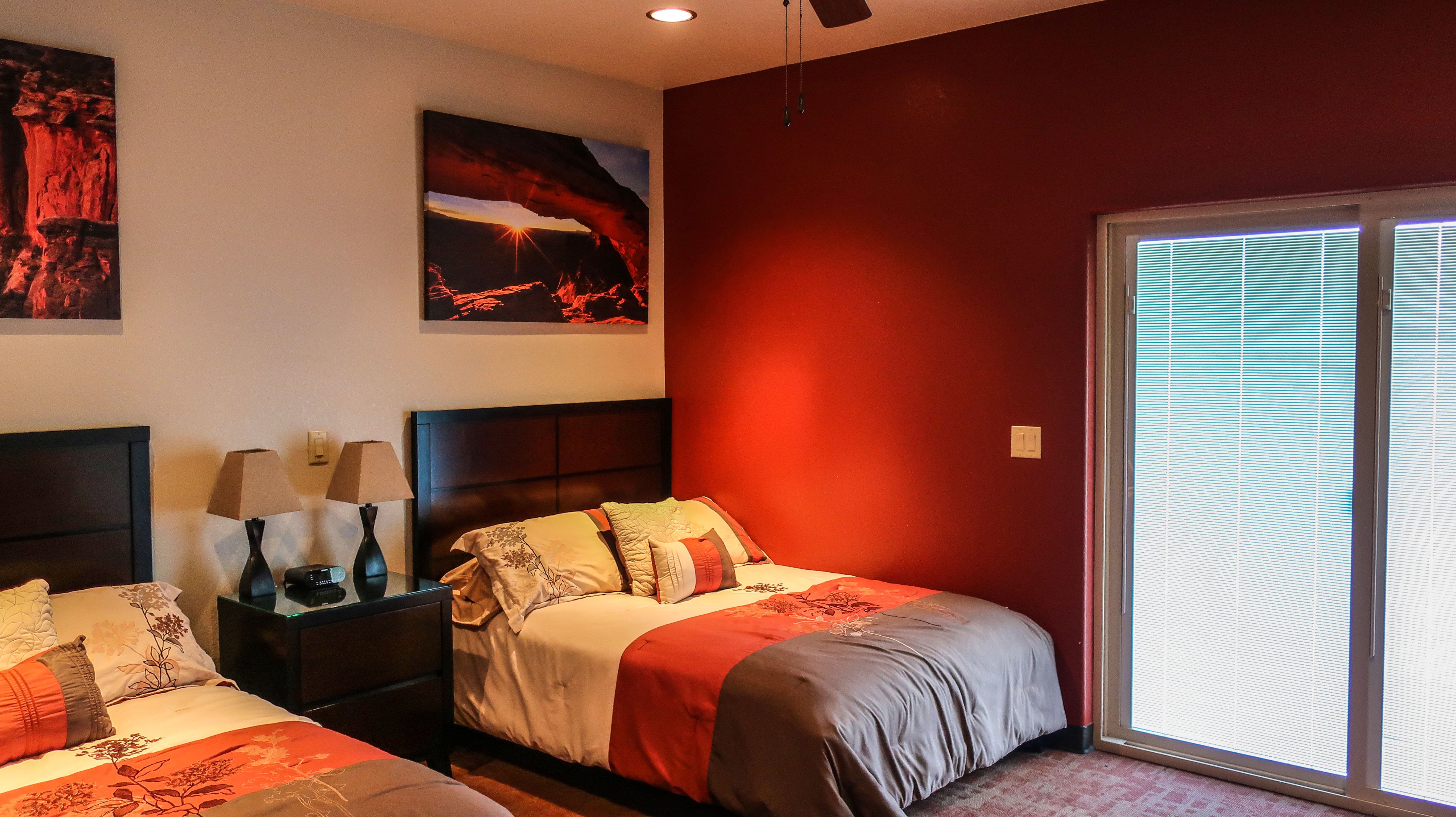 Twin Bedroom at longmeadow as a part of guest services